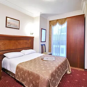grand-eyuboglu-hotel.istanbul-turkeyhotels.com/
